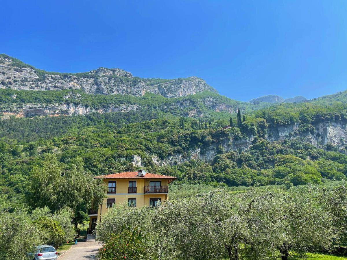 Appartamento Lucia Torbole Sul Garda Extérieur photo